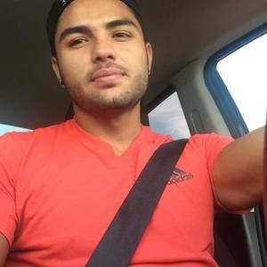 Meet your Posher, Javier